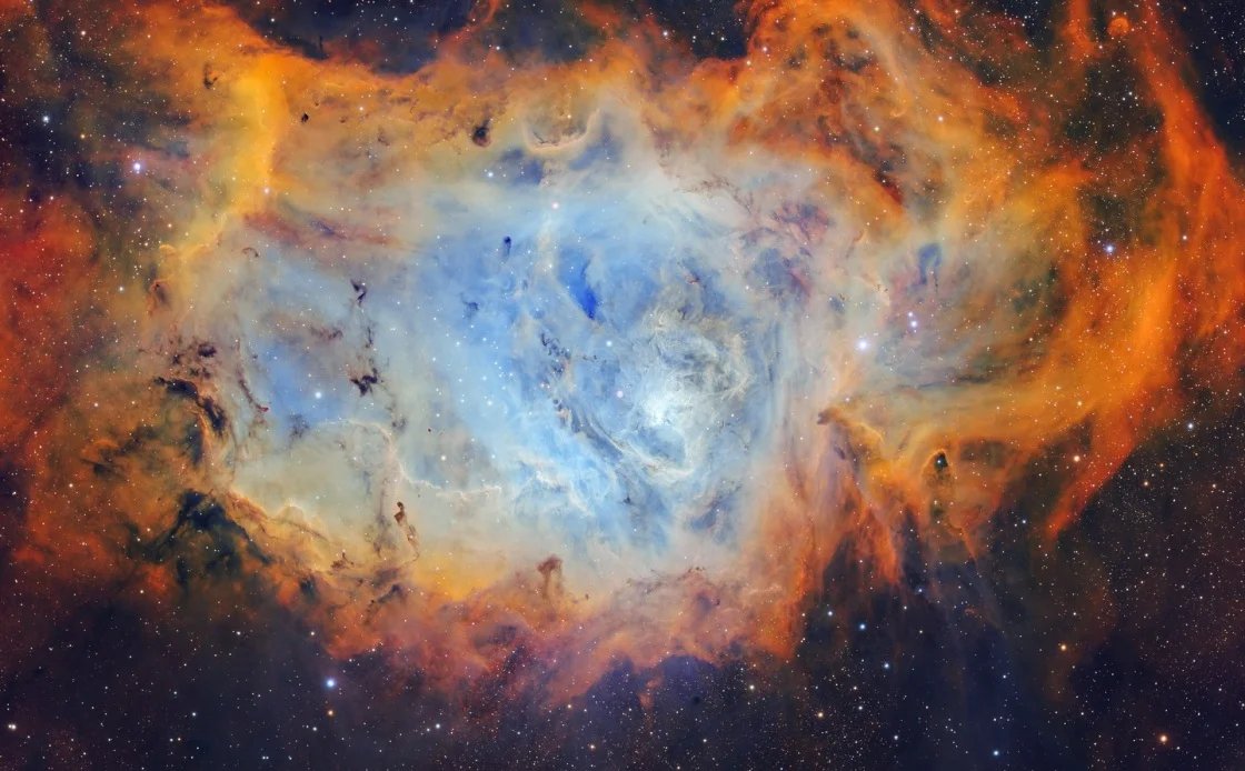 Adam Hlaváč tweet media