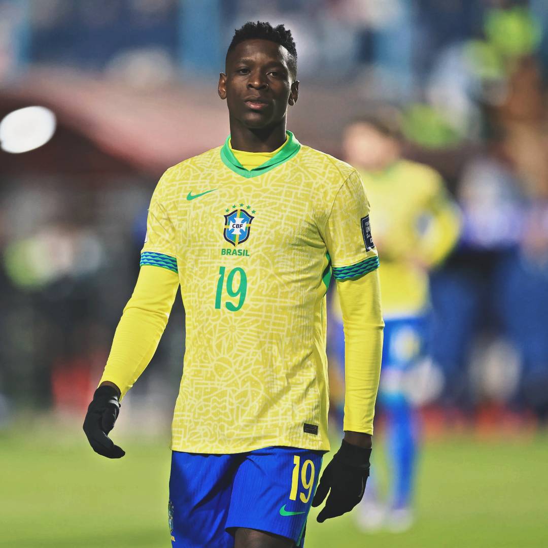 R10 Score tweet media