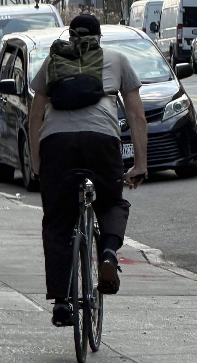 Sam E. Antar tweet media