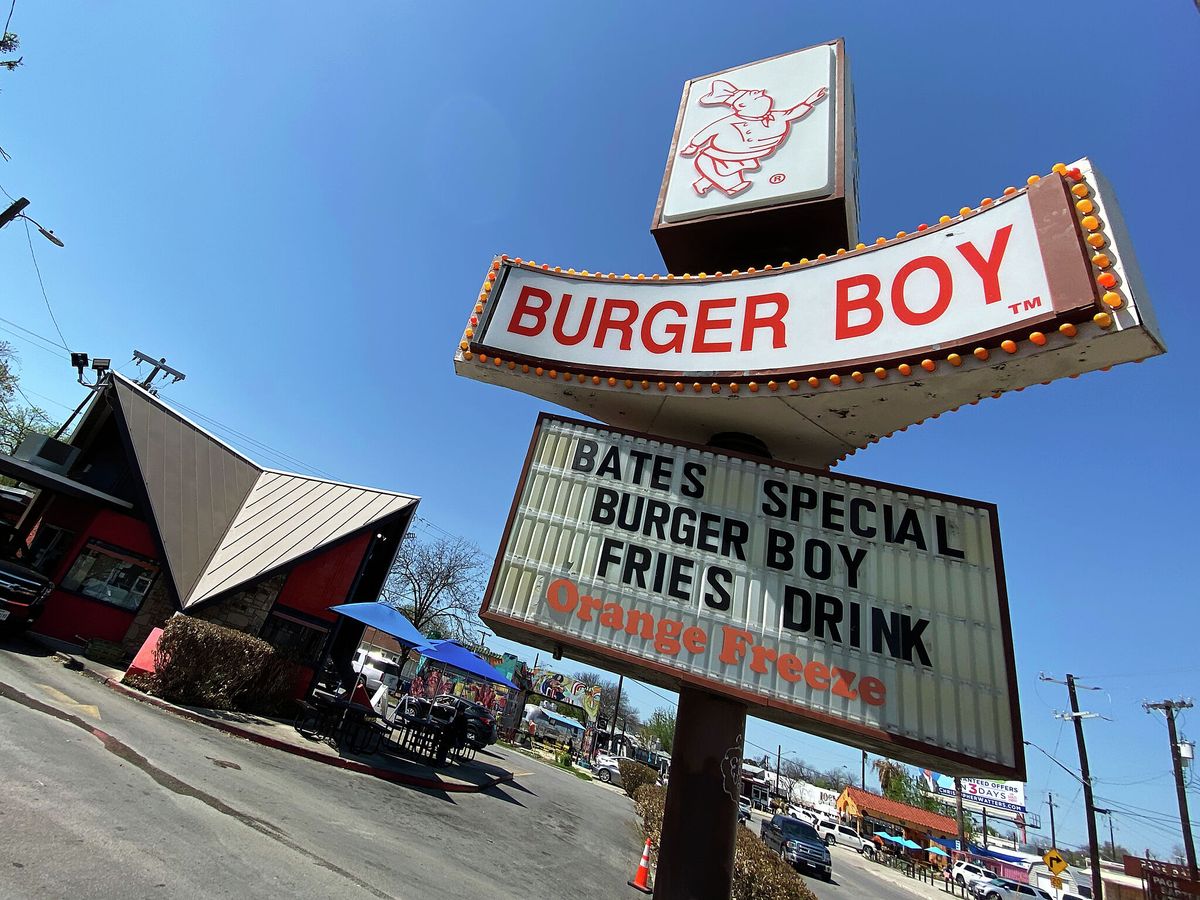 Famed S.A. burger joint reopening 'very soon' months after destructive fire

The chain's popular location has been closed since August 2025.

Read more 🔗 bit.ly/4sucVLE