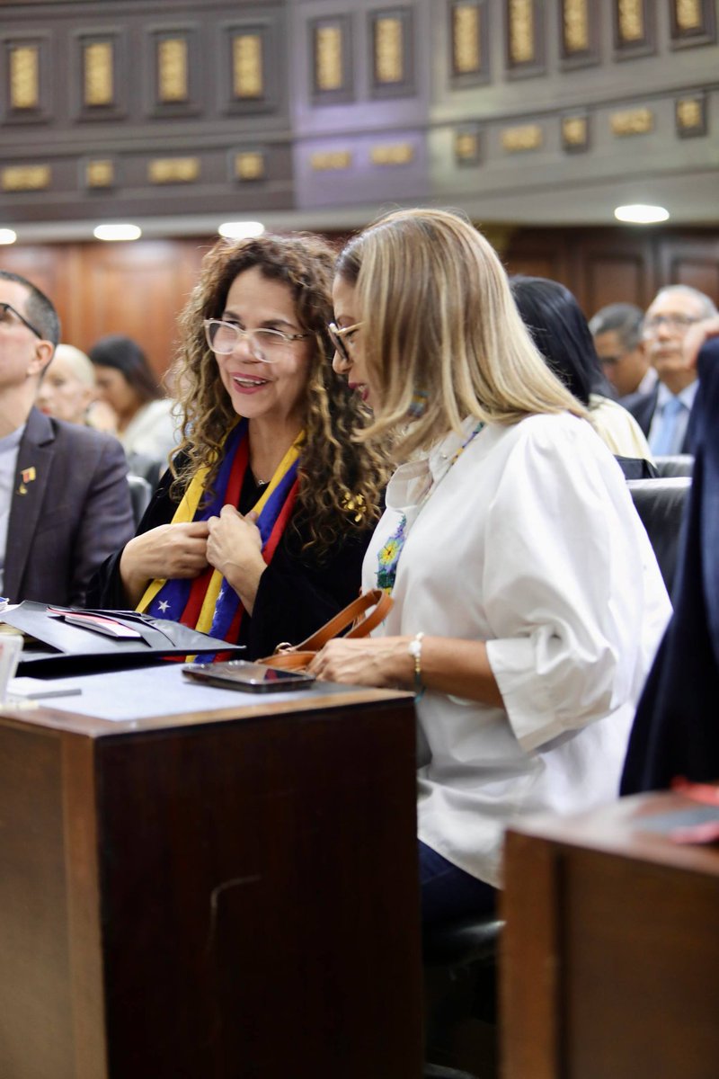 laChiqui tweet media