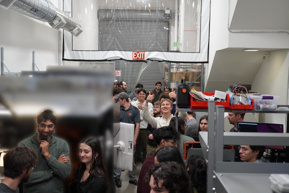 Atomic Semi tweet media