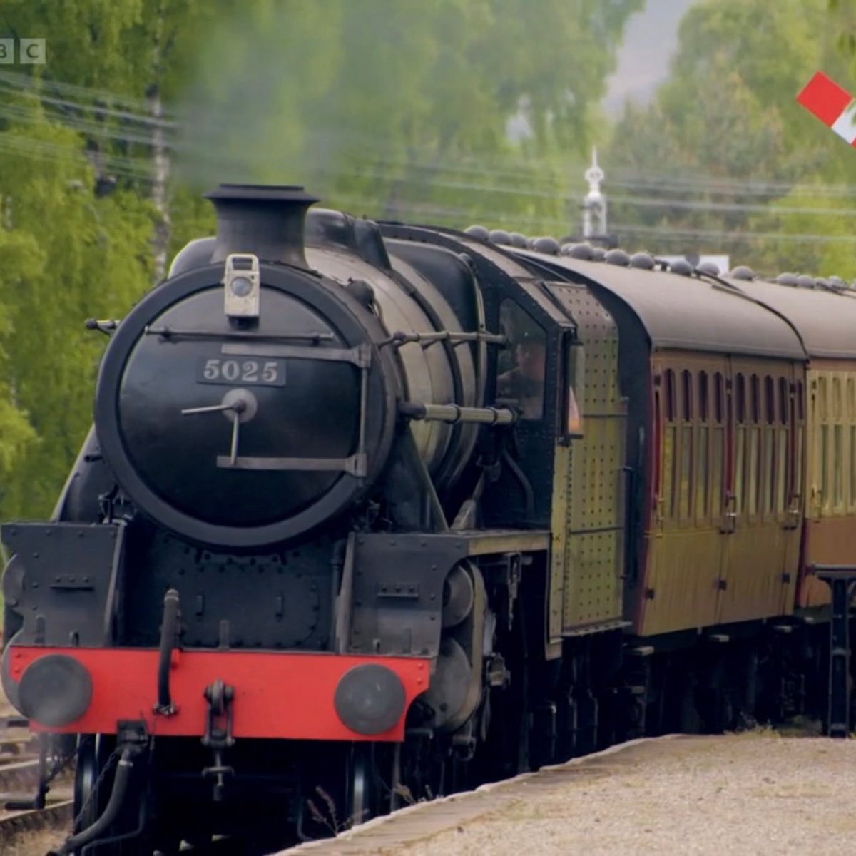 The Traitors HQ tweet media