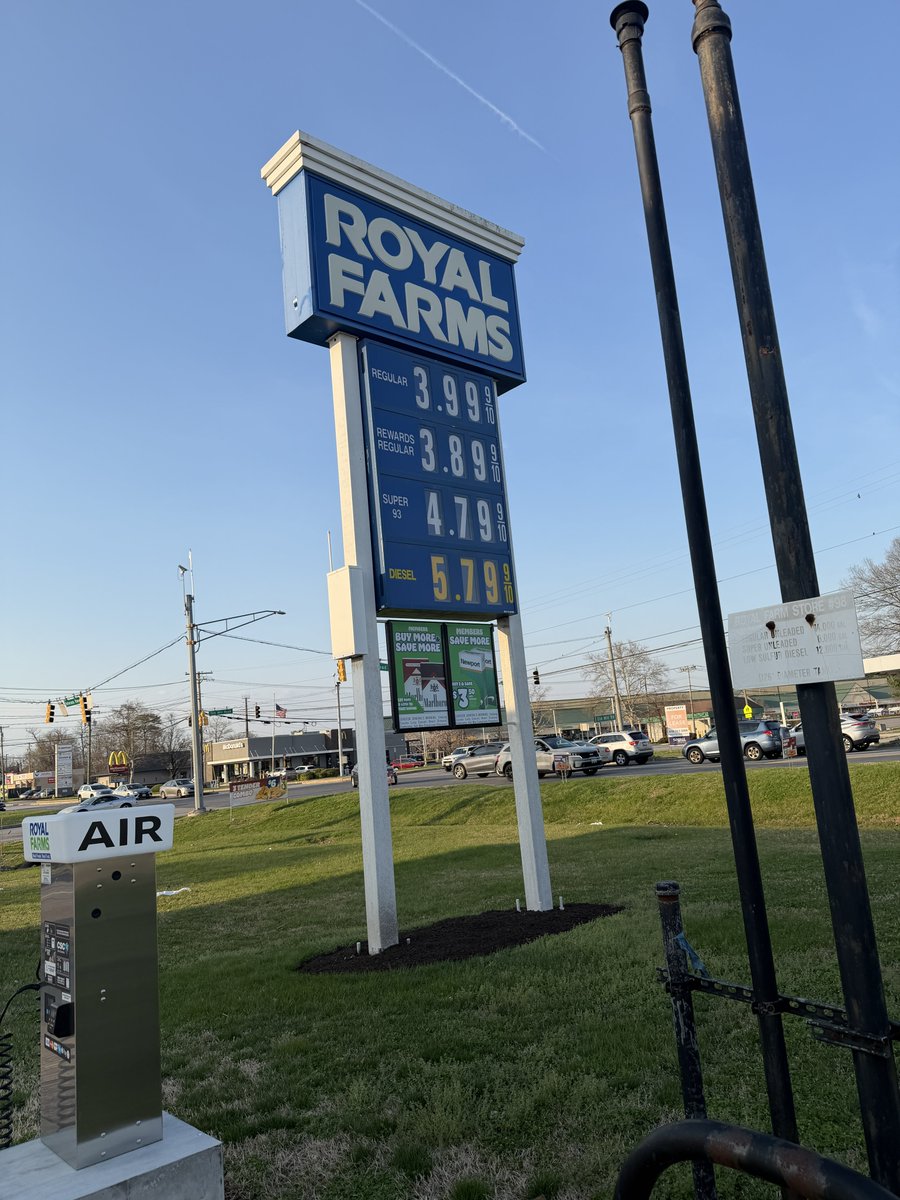 Daniel Seahorn tweet media