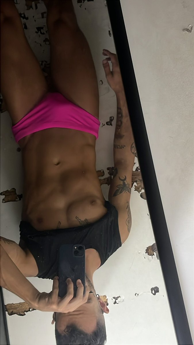 Victor 🦇 tweet media