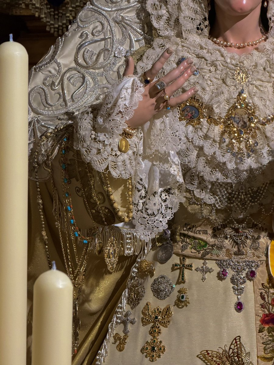 Hermandad del Dulce Nombre de María tweet media