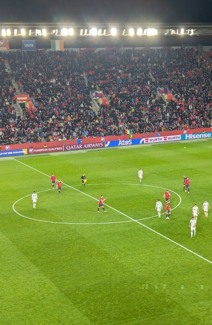 JoeSeward1's tweet photo. Whatever happens in extra time Ogbene was superb tonight. We could easily have gone in 2-0 up at HT and it would have been game,set and match . We'll take penalties now 🙏⚽🇮🇪
#COYBIG
#RepOfIreland
#Ireland
#Ogbene https://t.co/24AwBEcGJn