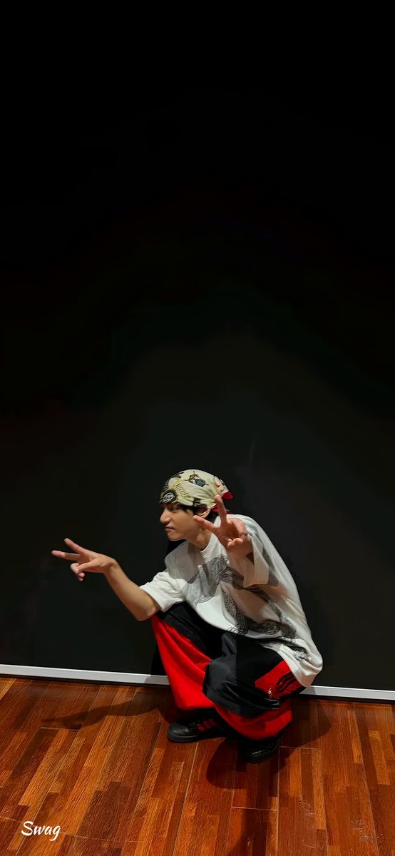 Min Swag 🖤 wallpapers + edits tweet media