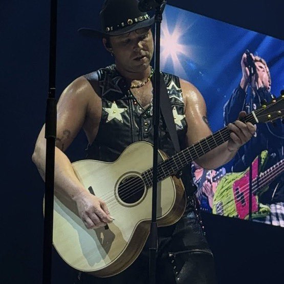 kacie ִ ⋆⭒˚.⋆ tweet media