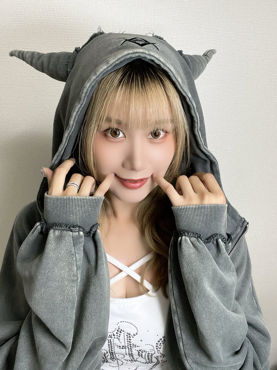 こはねね（琥珀） tweet media