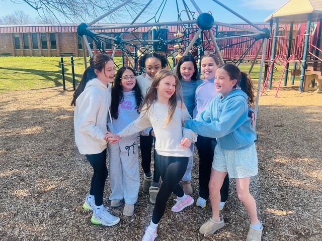 WPSSicomac's tweet photo. Brain Break! Go outside! https://t.co/vbhel56Ogl