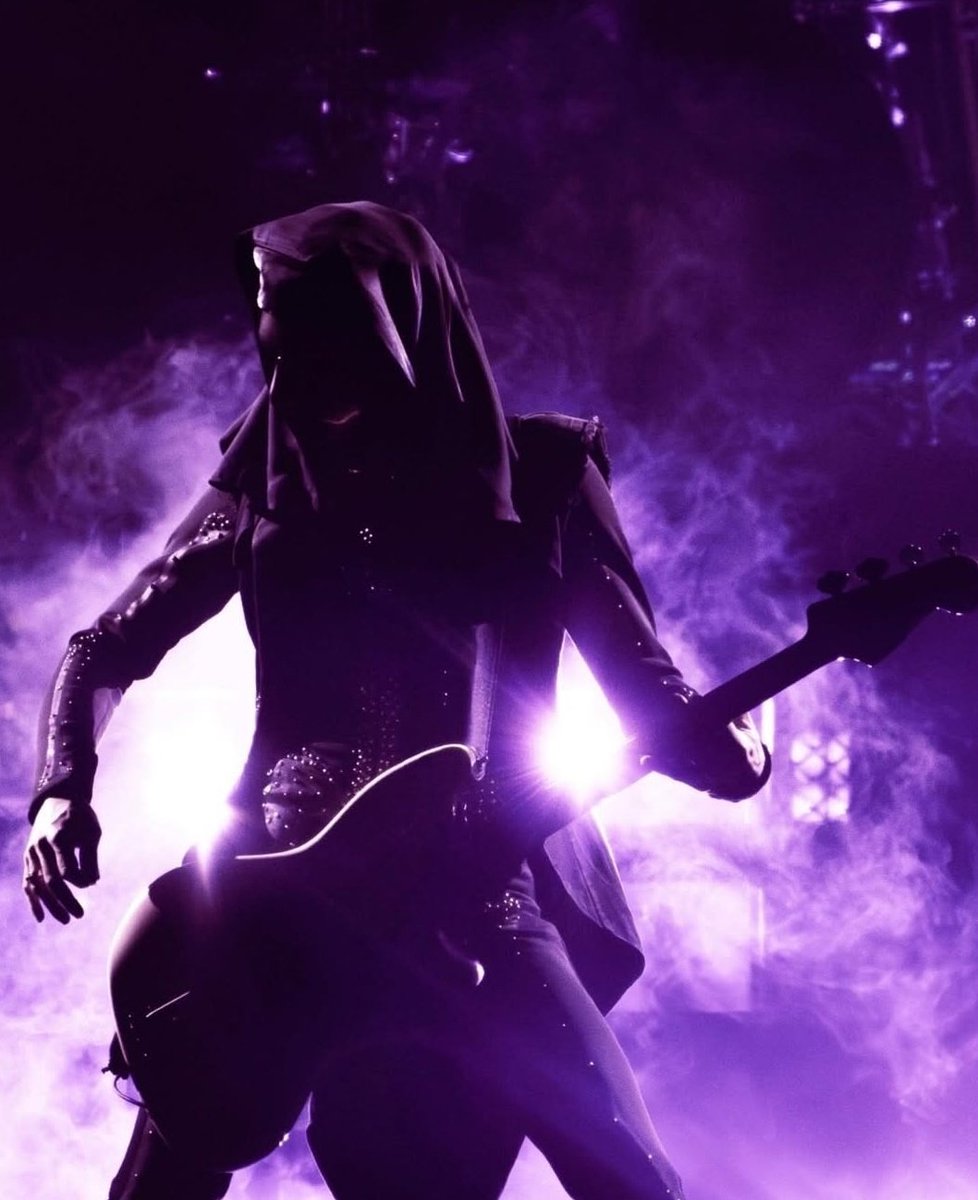 sulphur🧃 tweet media