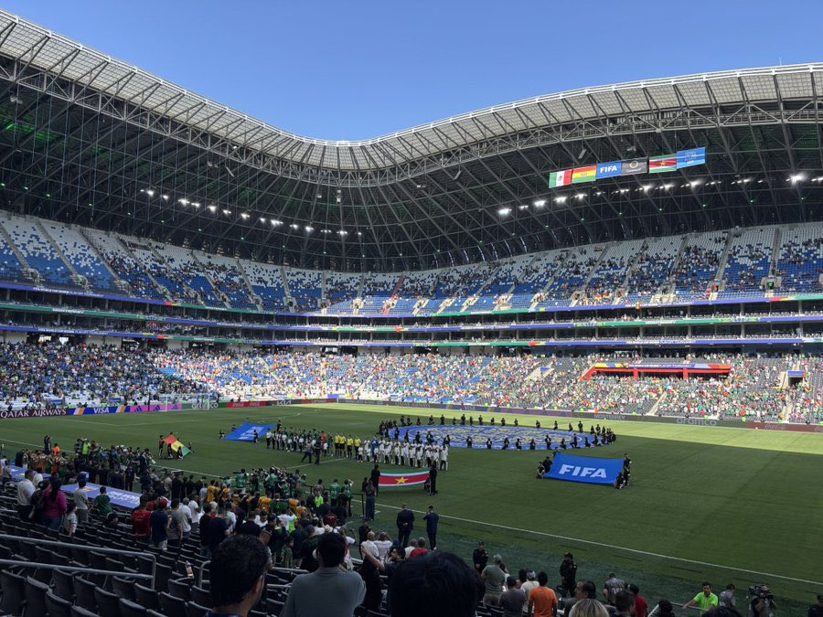 omarzeron's tweet photo. Qué bonita se ve la cancha del gigante de acero 

El estadio Monterrey vive algo histórico esta tarde calurosa 

Se vive y se respira Mundial en México! https://t.co/PAX8jY6PWM