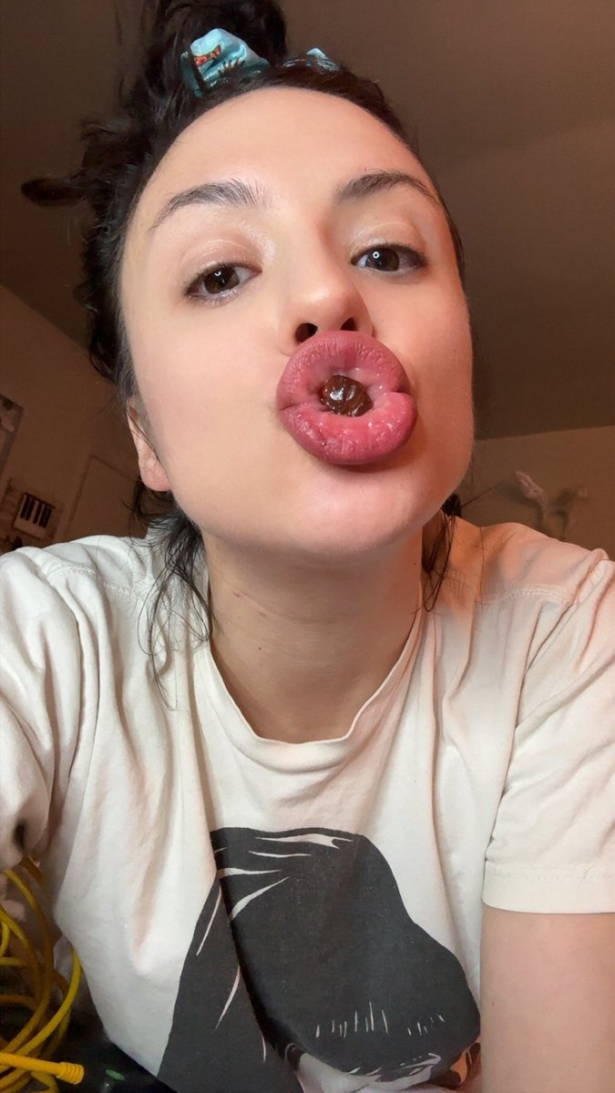 the most beautiful girl in the world tweet media