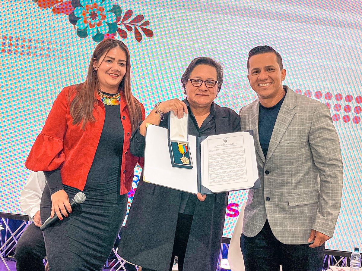 Agencia Nacional de Tierras tweet media
