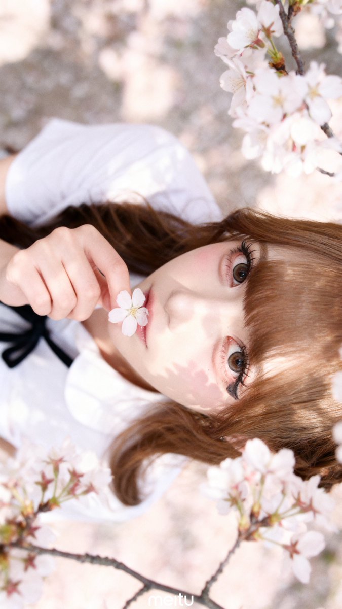 ねむたい tweet media