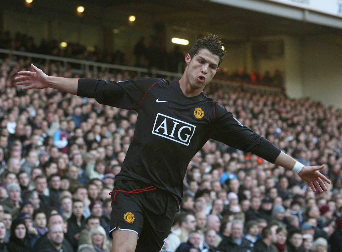 n e e d y tweet media