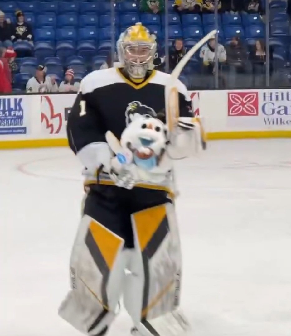 chinny_crosby's tweet image. sergei carries around a little olaf with him everywhere, enjoys talking philosophy, and loves the lord of the rings. our baby goalie is the best.
