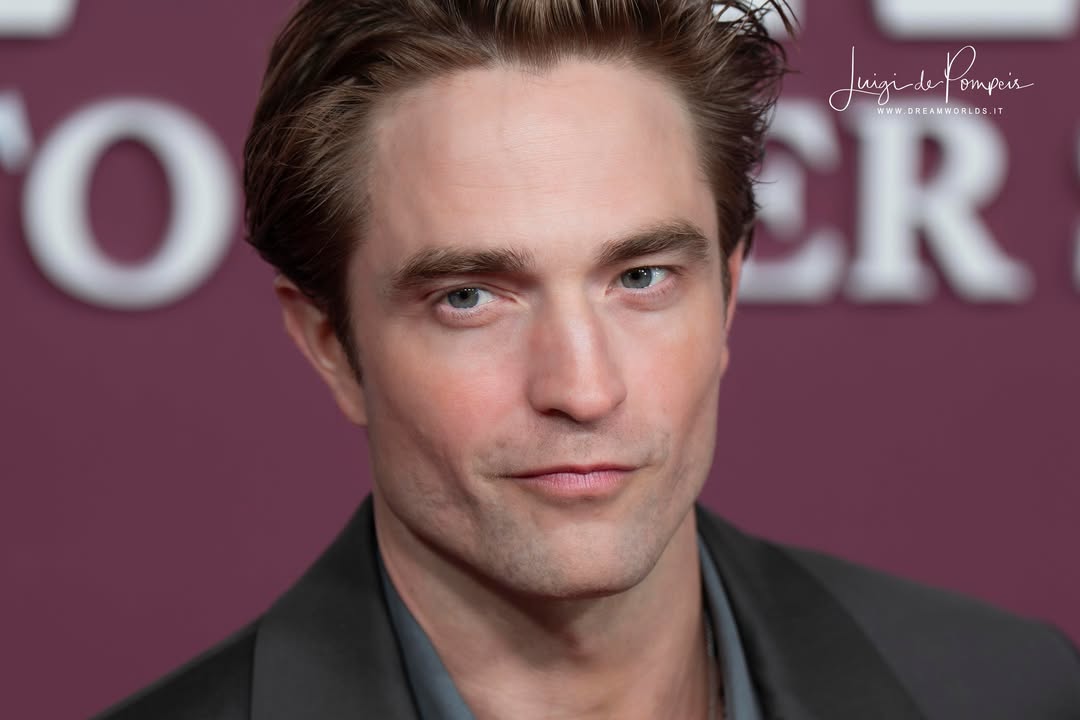Robert Pattinson Photos | Fansite tweet media