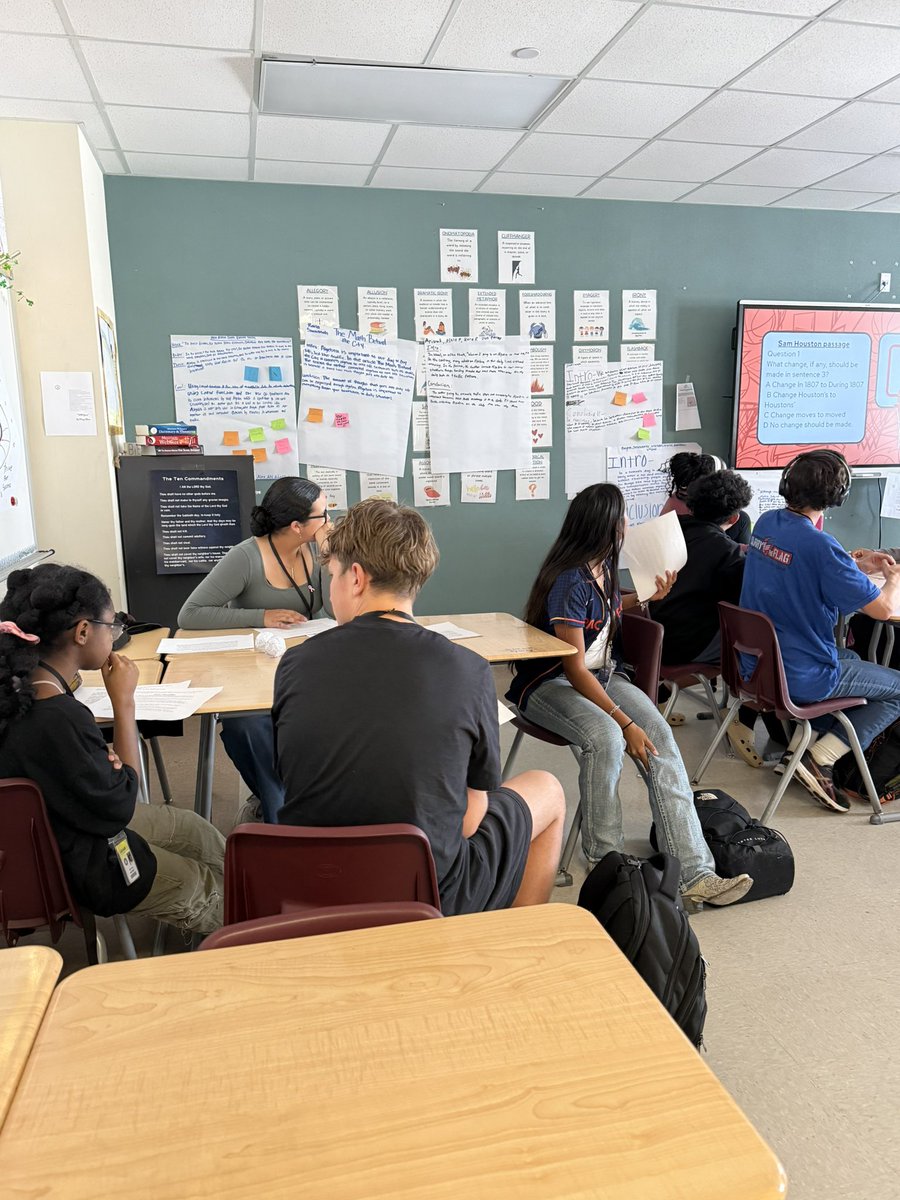 ReadingRamblings tweet media