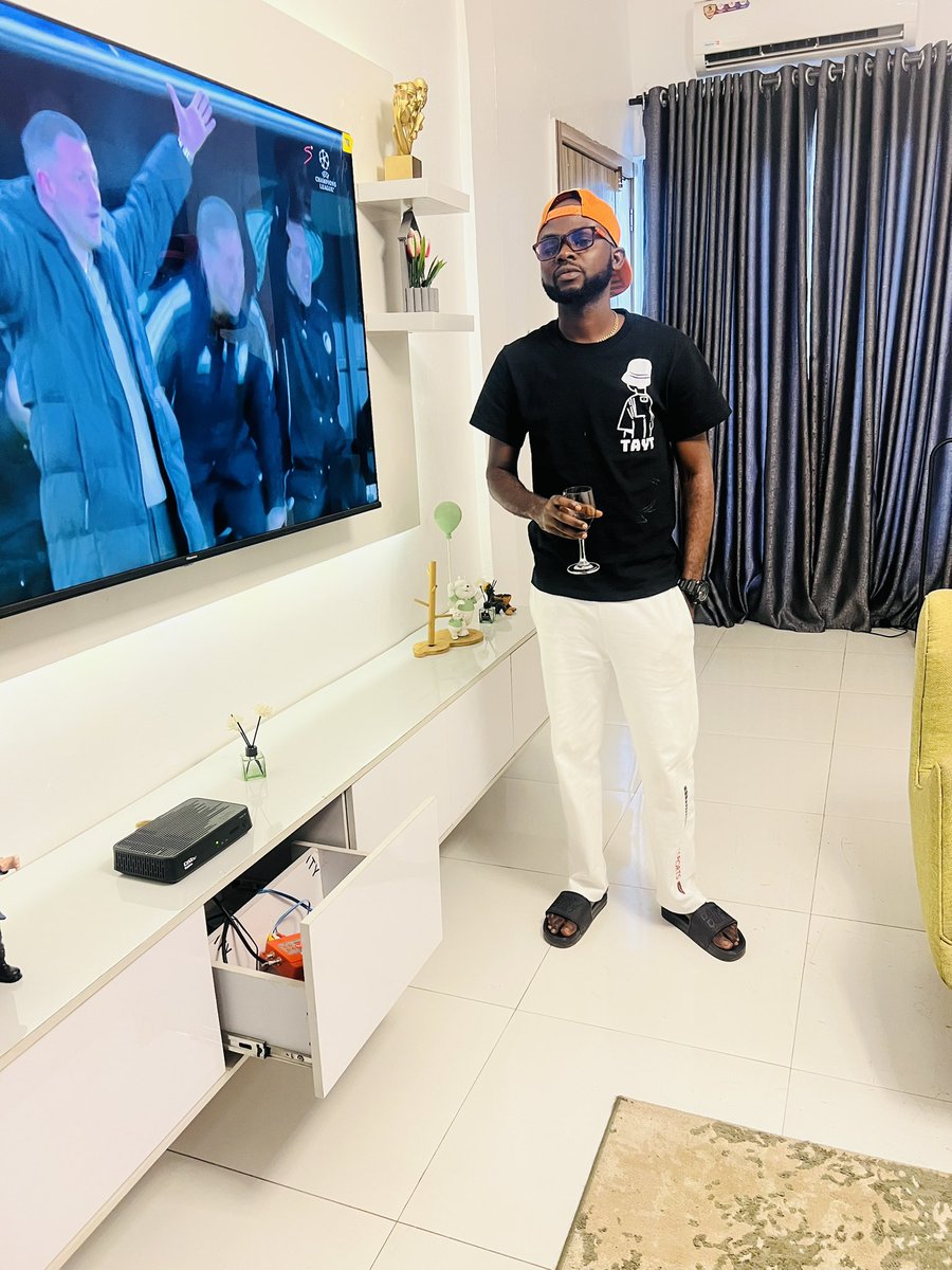 Sér Andrè tweet media