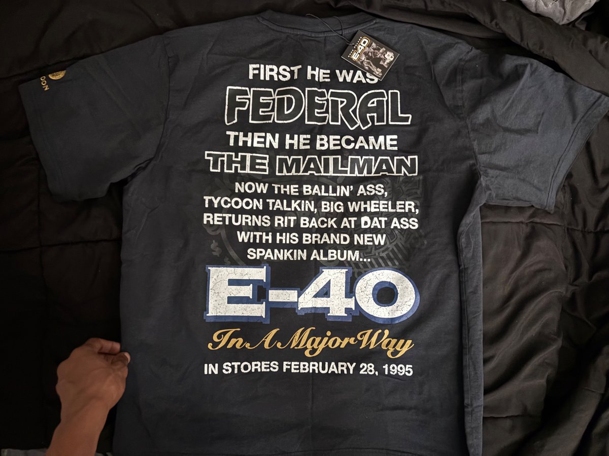Baggzforever's tweet photo. Turnin my life up “IN A MAJOR WAY” ⌚️✨like uncle @E40 🎩 wit my NEW! Shirt from the @ShoePalace collection.
#E40 @SickWidItRecs #TYCOON #BayAreaAmbassador #ShoePalace https://t.co/AypVtLn13U