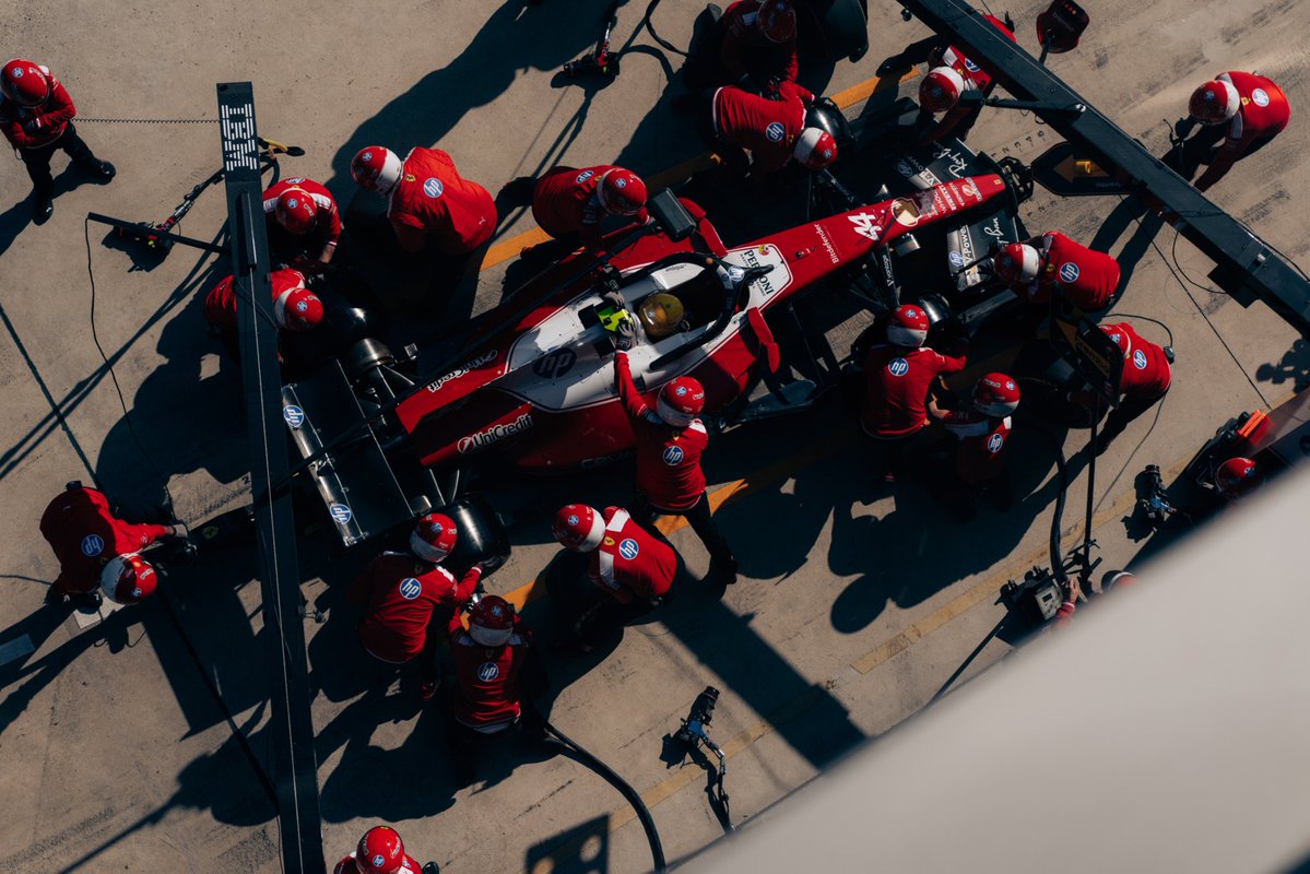 Cavalier Rosso tweet media