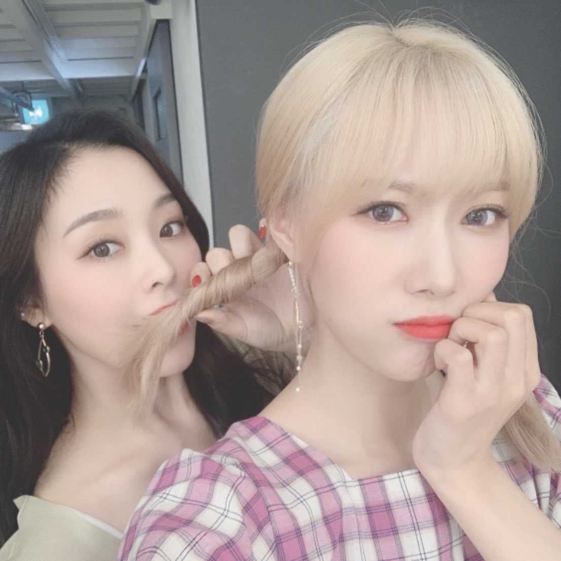 gahyun / seoyul pics 🦊 tweet media