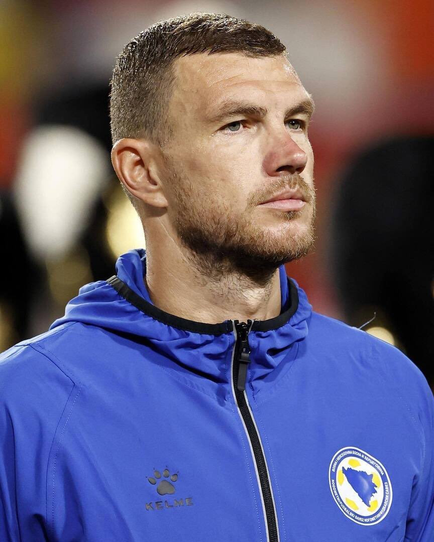 رائد tweet media