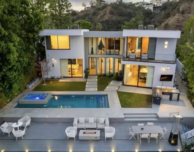 SAY CHEESE! 👄🧀 tweet media