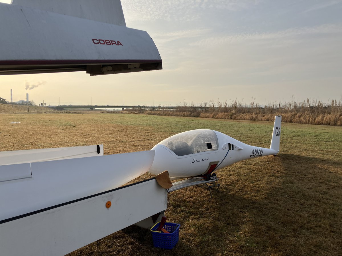 飛行機雲_JO4LJX/6 tweet media