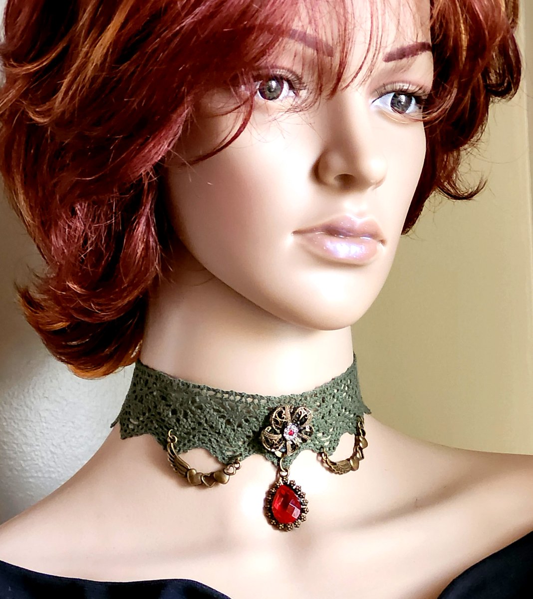 TheAthenasRose's tweet photo. Introducing our Scarlet Bloom Victorian Lace Choker — where #vintage elegance meets bold, modern style ❤️

Whether you’re channeling #GothicRomance, #cottagecore charm, or classic #VictorianVibes, this choker is a perfect statement piece.

https://t.co/wJ7LrODE2L https://t.co/0kgbRp7gGZ