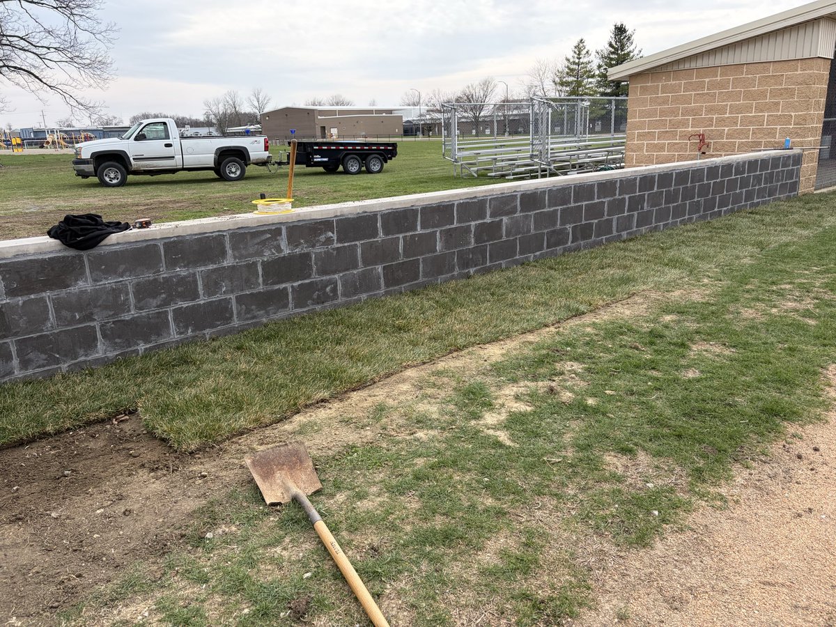 Daleville Softball tweet media