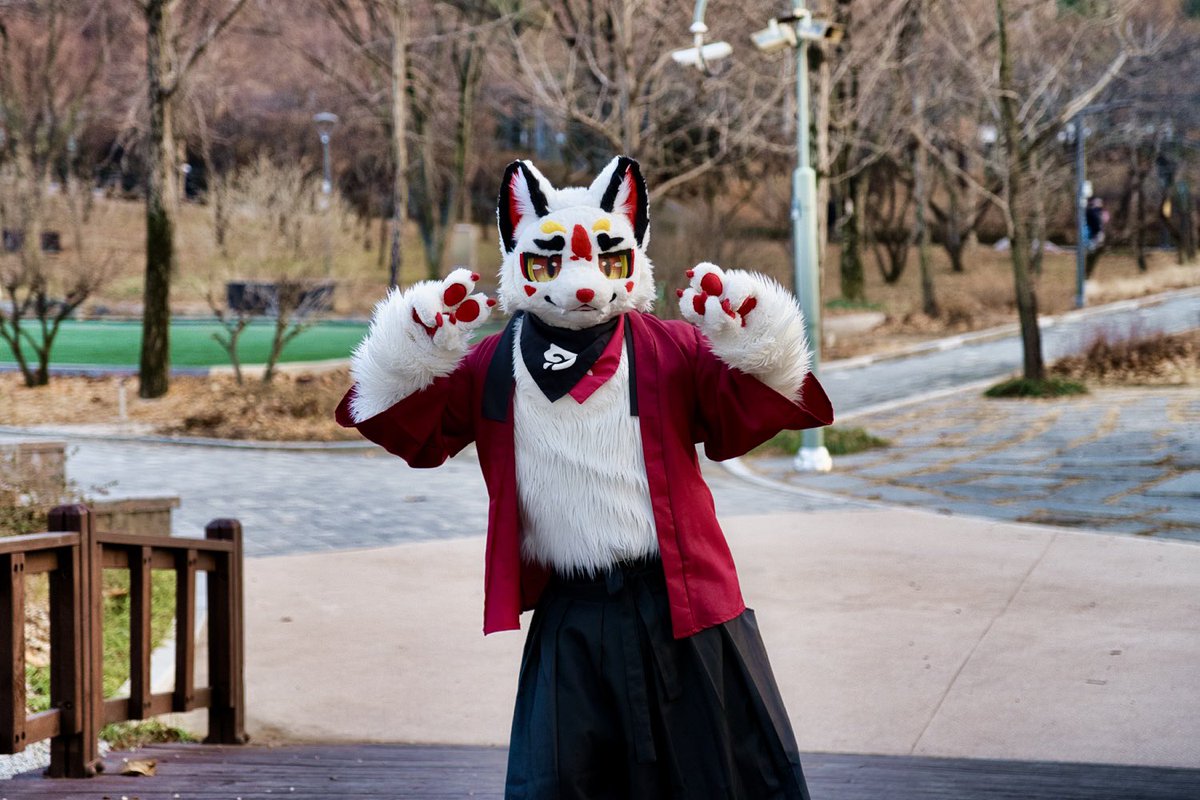 흰둥이 / しろ 🔜 Furst Class tweet media