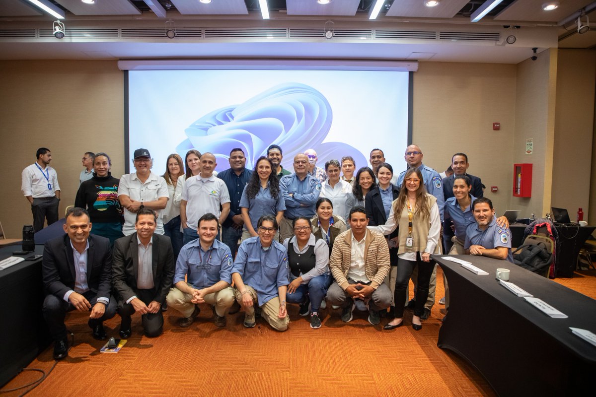 Parques Nacionales Naturales de Colombia tweet media