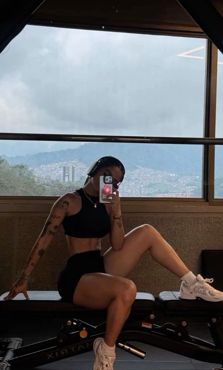 𝐷𝑒𝑙𝑖𝑐𝑖𝑜𝑢𝑠 𝑆𝑎𝑟𝑎ℎ💄 tweet media