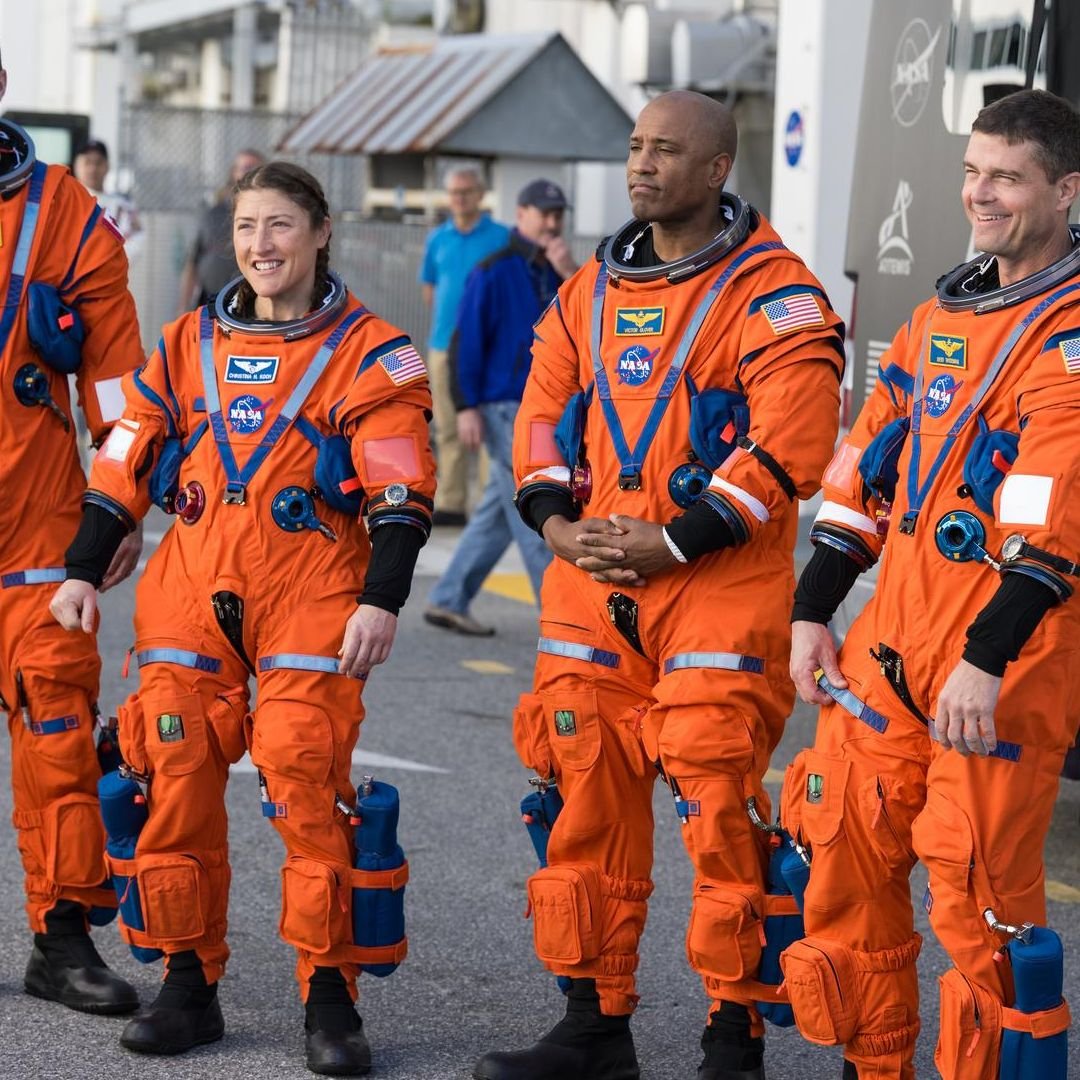 All day Astronomy tweet media