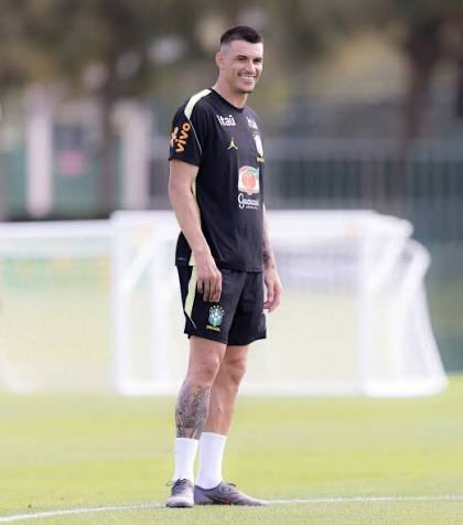 عبدالعزيز tweet media