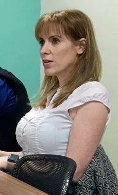 RetroLadies tweet media