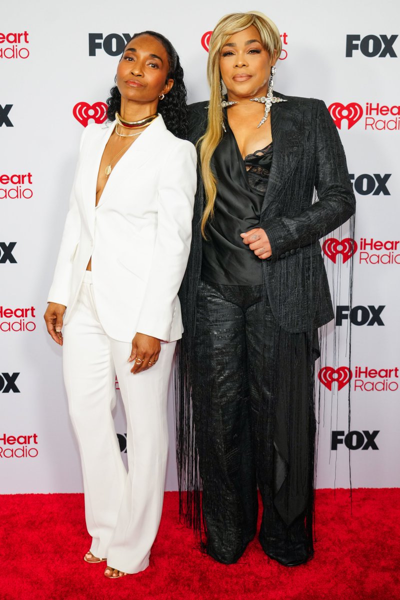 On The Red Carpet tweet media