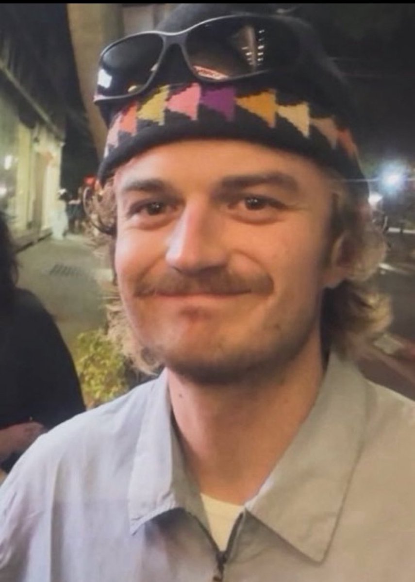 🎧ྀི♪ ellie tweet media