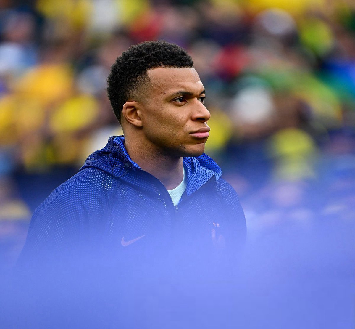 Ema 🇫🇷 tweet media