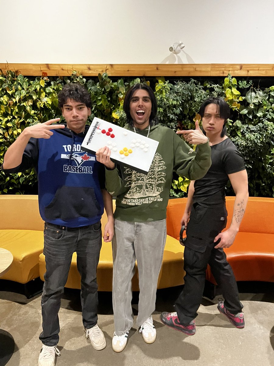 tmu_ssb's tweet photo. Huge shoutout to our Top 3 at Gould St. Gauntlet #22!

🥇BrokenSink
🥈Grimturtle
🥉marion

See you back in the SCC — just 2 more weeks to go! https://t.co/bbFR9IKwyC