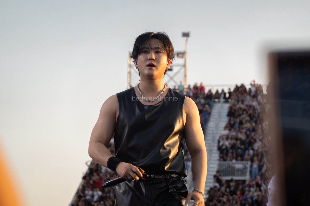 nalu 🪭 tweet media