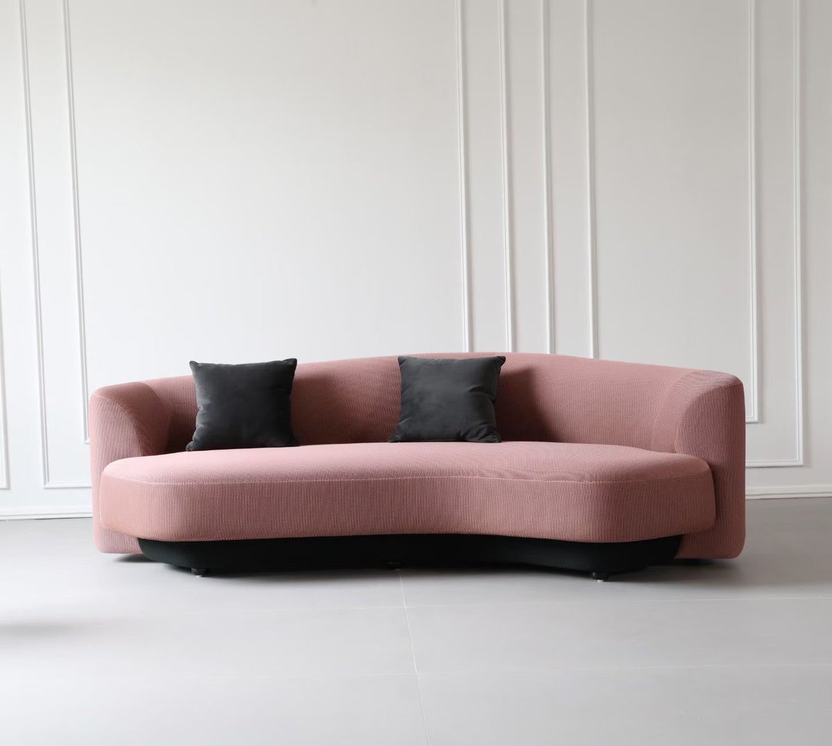 akommodation's tweet image. The combination of traditional and modern influences creates an eye-catching piece you’ll be proud to display in your home. 

#akommodation #interiordesign #sofadesigns #furnituredesign #homefurnishings