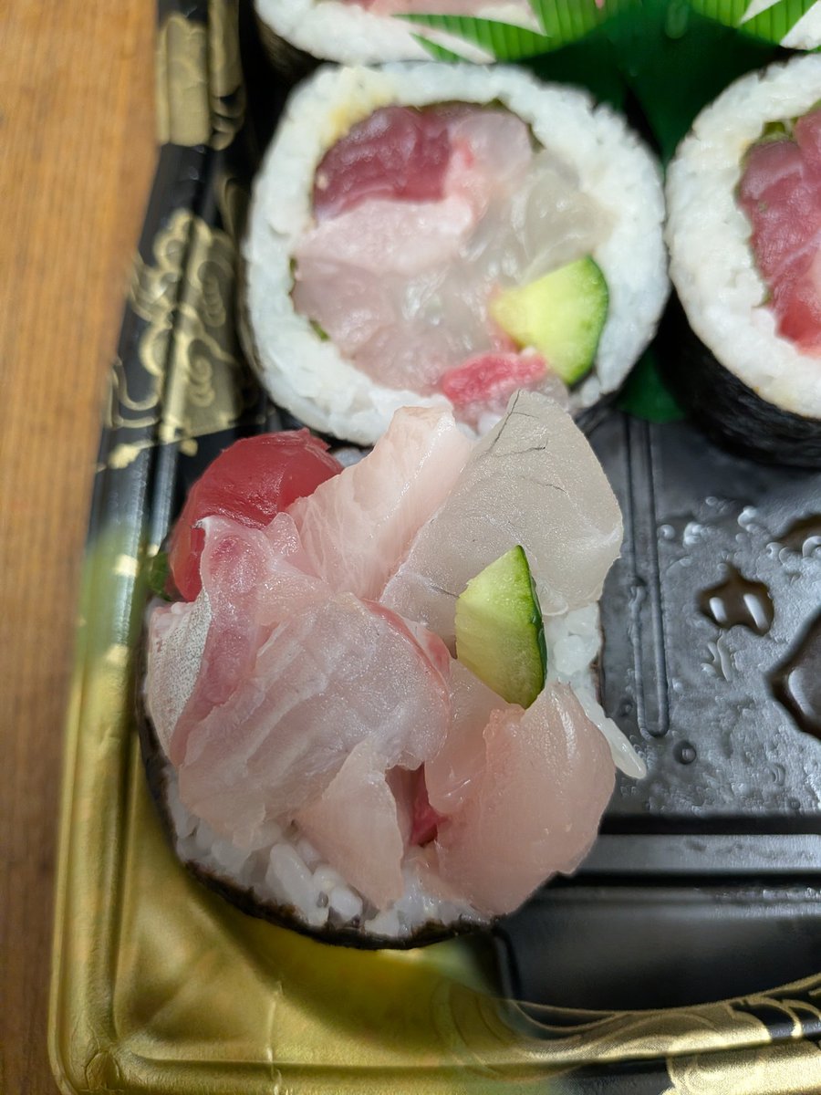 名無しやくざいし tweet media