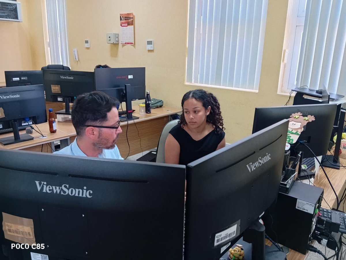 Hoy realizamos sesión de trabajo en Xetid y con los directores de los Bufetes Especializados. Prioridad en la atención a la prestación de los servicios y a la transformación digital. #CubaVencerá <a href="/Minjus_Cuba/">Ministerio de Justicia de la República de Cuba</a> <a href="/MMarreroCruz/">Manuel Marrero Cruz</a>