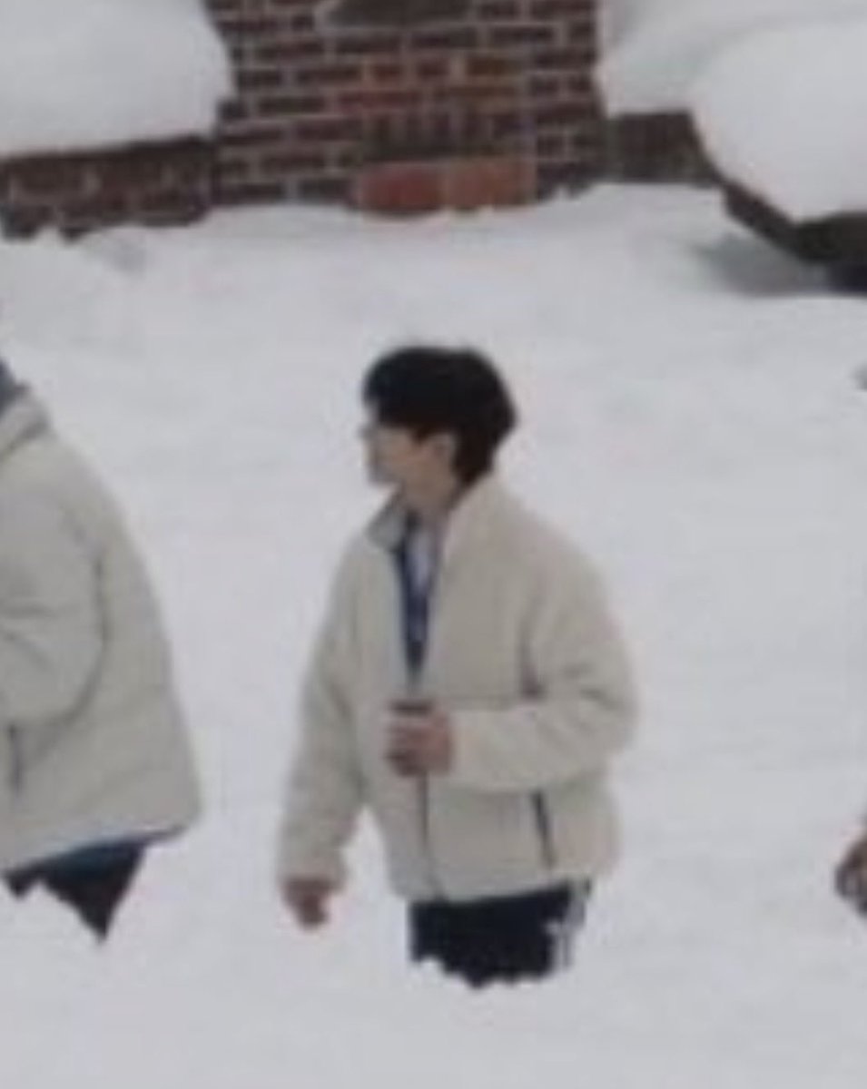 멀리서봐도준호다
