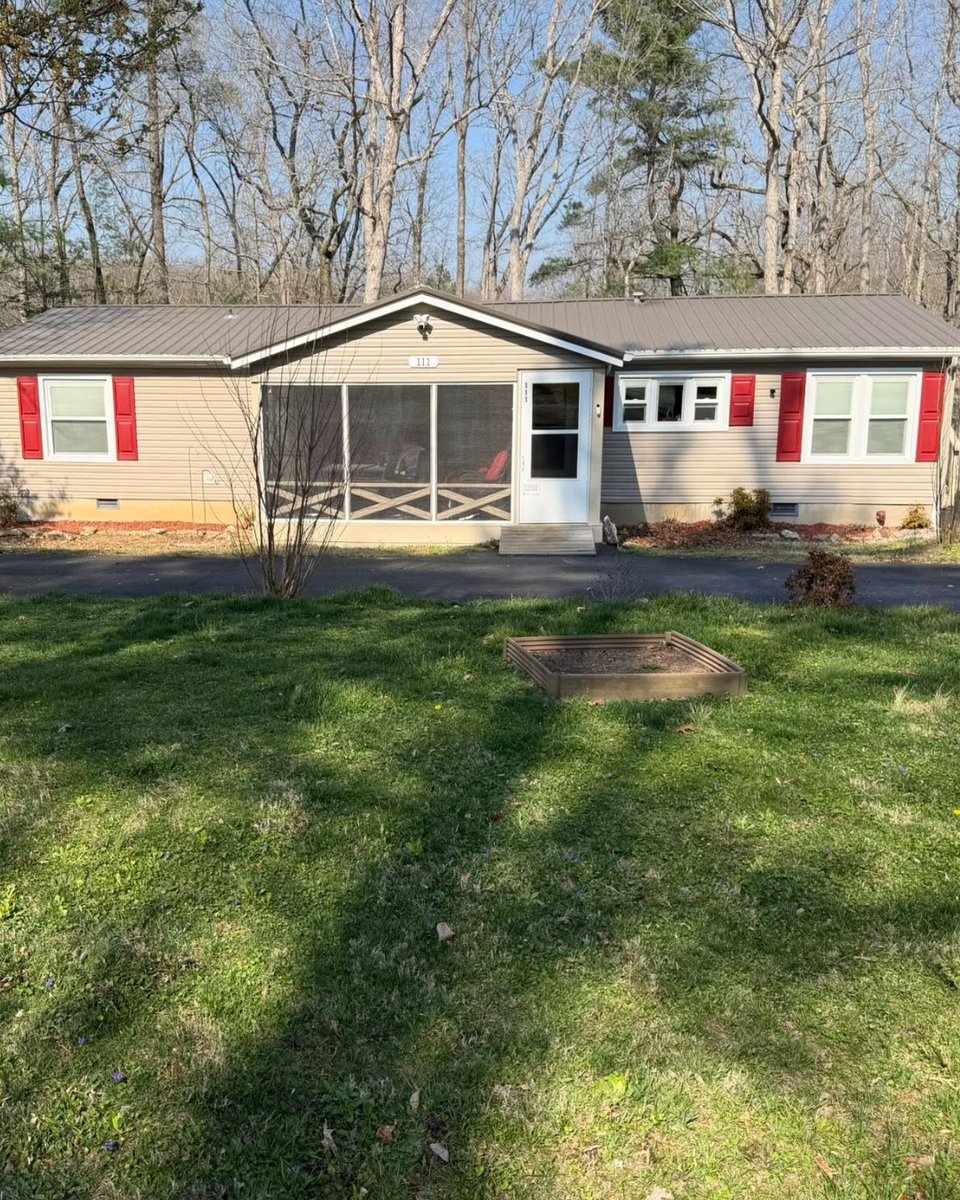 USAWindowDepot's tweet image. 🪟 Window of the Week
"Can you install windows in a manufactured home?"
At Window Depot USA, the answer is yes!

Check out these new windows installed by Window Depot &amp;amp; Bath Team of Nashville!

Schedule a free estimate: bit.ly/3Pyg8v8

#WindowOfTheWeek #NewWindows