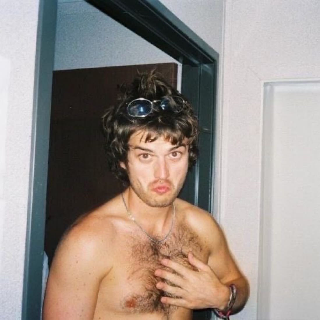 dailydjo tweet media